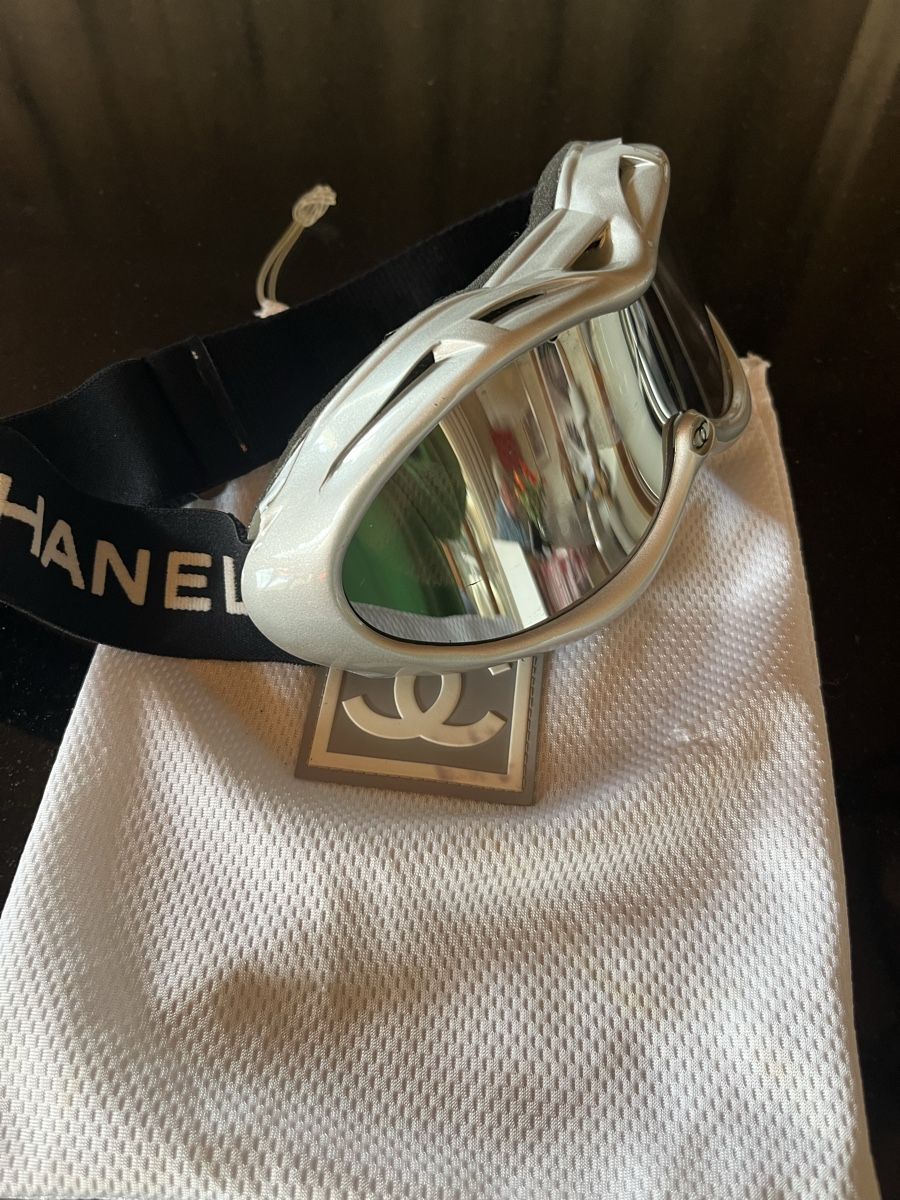 Chanel Occhiali & Lenti: CHANEL vintage skibrille – Usato da Saanen venduto da SoniaMichaela 3