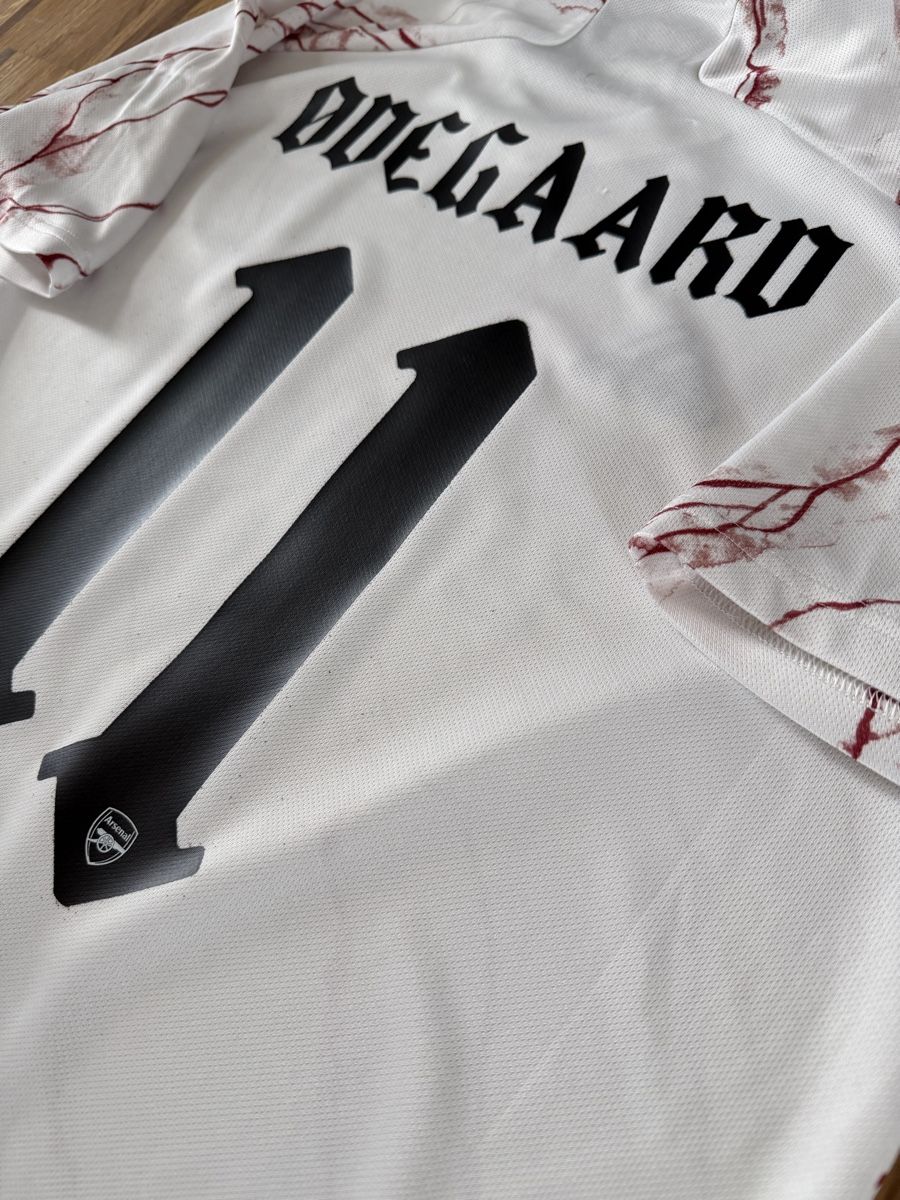 Adidas Canottiere & Pantaloni: Original Odegaard Arsenal 2020/21 Trikot L – Usato da Burgdorf venduto da Shirtsy 2