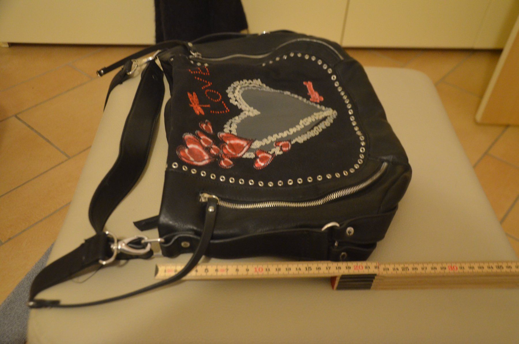 Sacs femmes: TASCHE – D'occasion à Chiasso par Dolly015 1