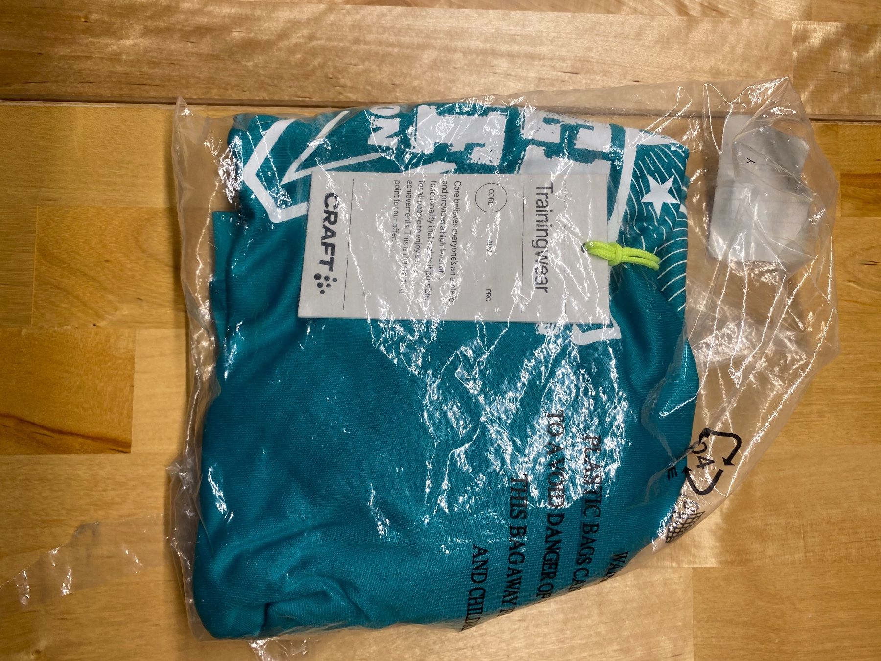 T-shirt: Shirt – Nuovo e nell'imballaggio originale da Münsingen venduto da lyf_j8ng