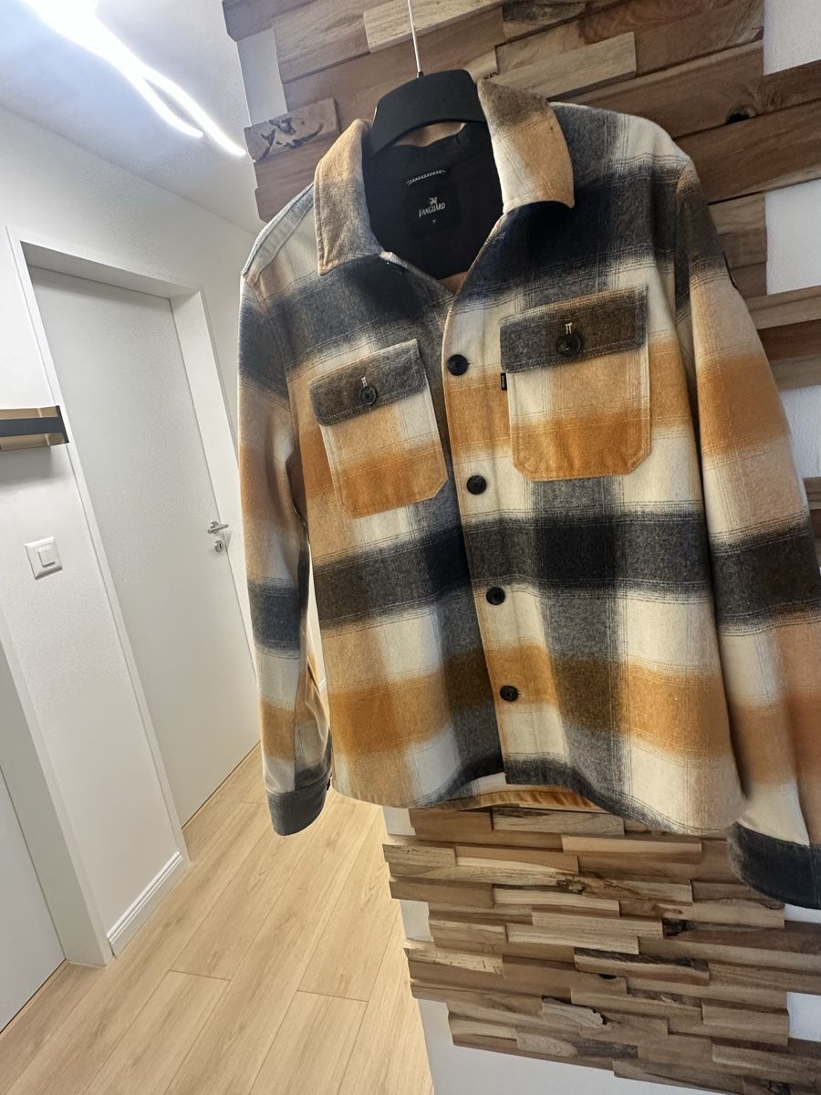 Jacken: Hemdjacke Herren Gr:M – Gebraucht aus Sevelen von Stopglobal. 2