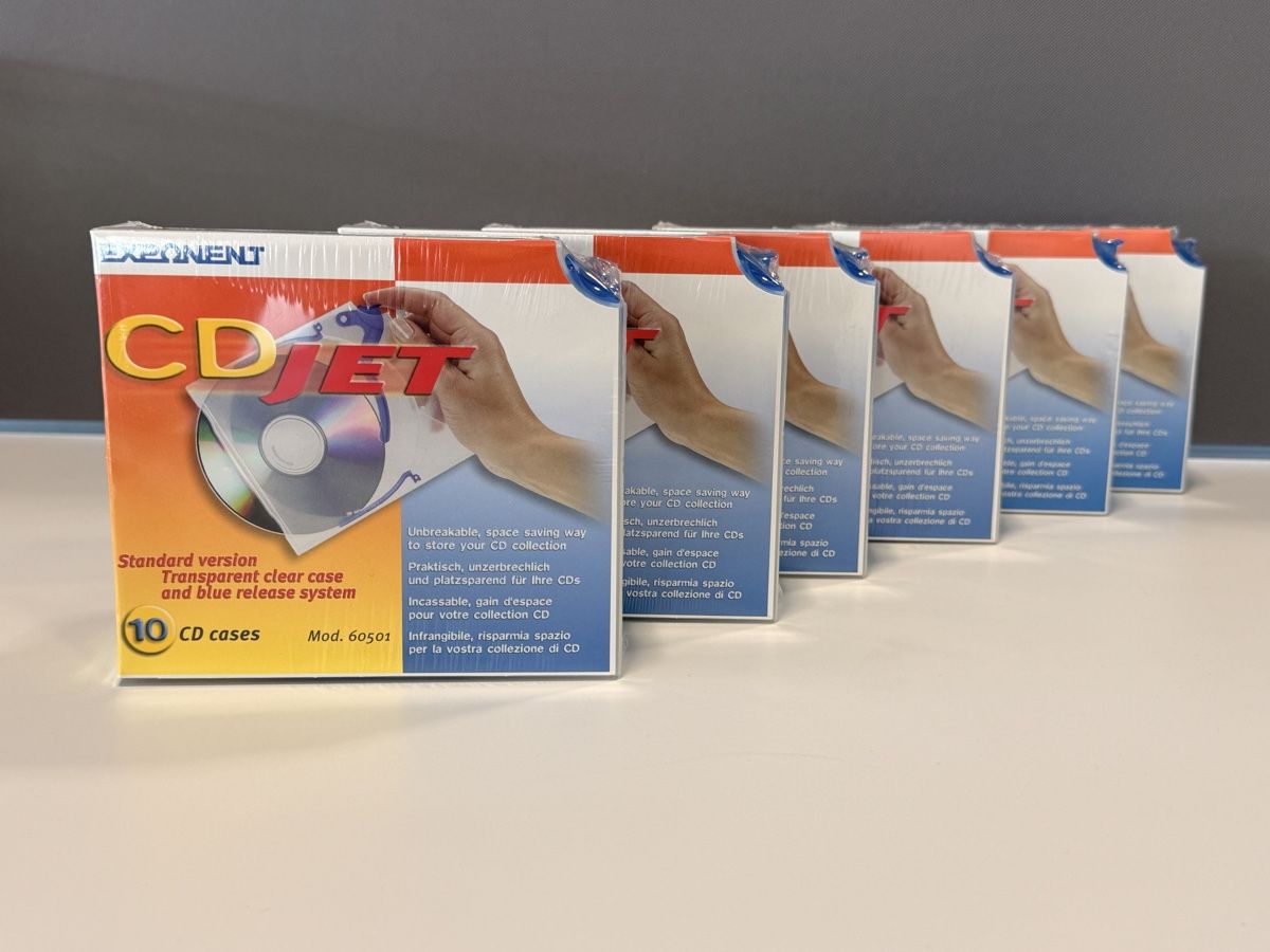 Tutti i DVDs: 60 CD / DvD / Blu-Ray Hüllen Dünne Sleeves elastisch CD Jet – Nuovo e nell'imballaggio originale da Hildisrieden venduto da Frentz
