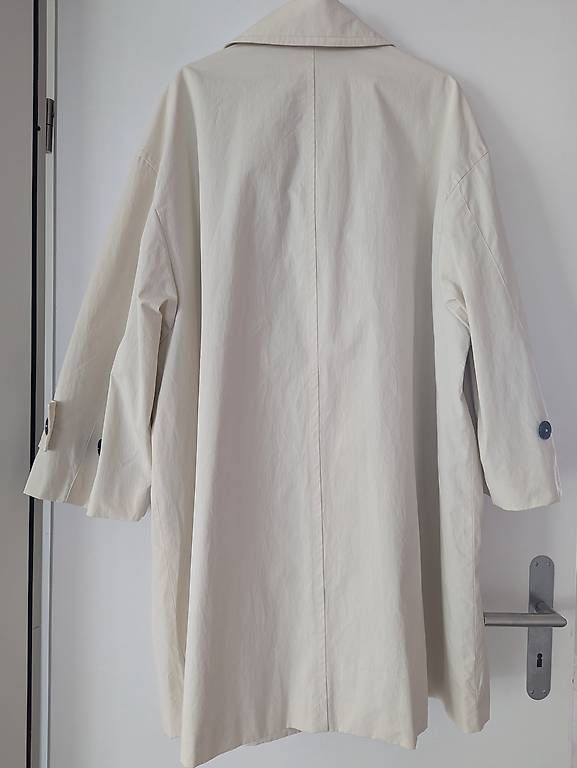 Cappotti: ZARA Mantel Gr. M-L – Usato da Seuzach venduto da louisa. 2