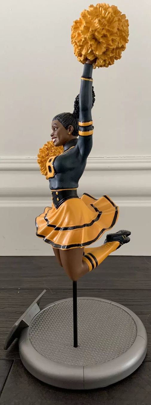 Statuette: DC Bombshell Bumblebee Limited Edition Statue – Usato da Oberentfelden venduto da FiguresAndGamesPlace 3