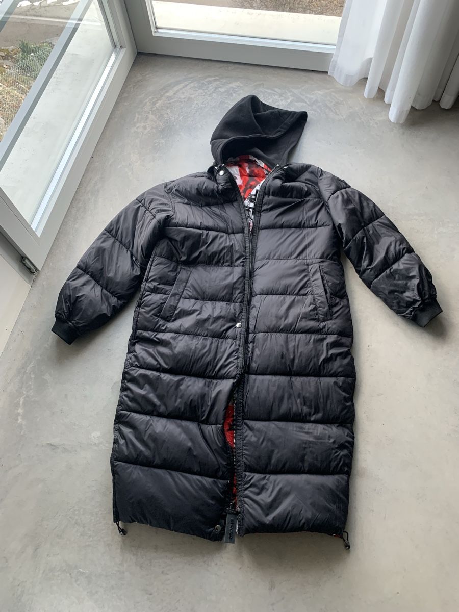 Guess Cappotti: Guess Wendemantel - neuwertig - top - Gr. M – Nuovo (secondo la descrizione) da Sargans venduto da Rohan12 1