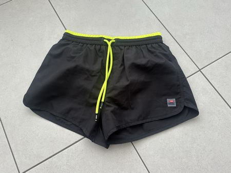 Diesel Badehose schwarz gelb Grösse S guter Zustand