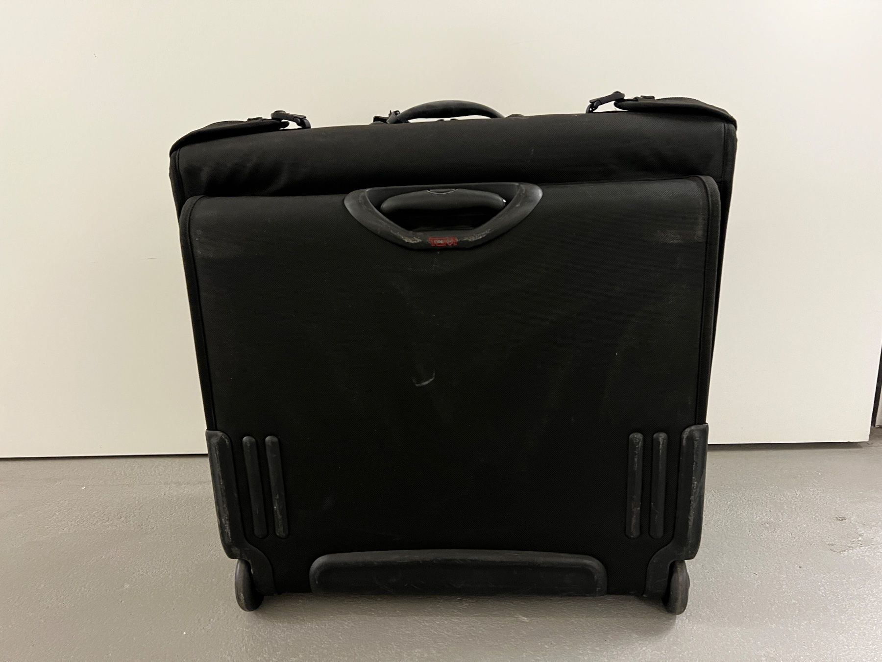 Tumi Reisekoffer: Tumi Kleidersack L - ALPHA (neuwertig) – Gebraucht aus Cham von ingold_a 2