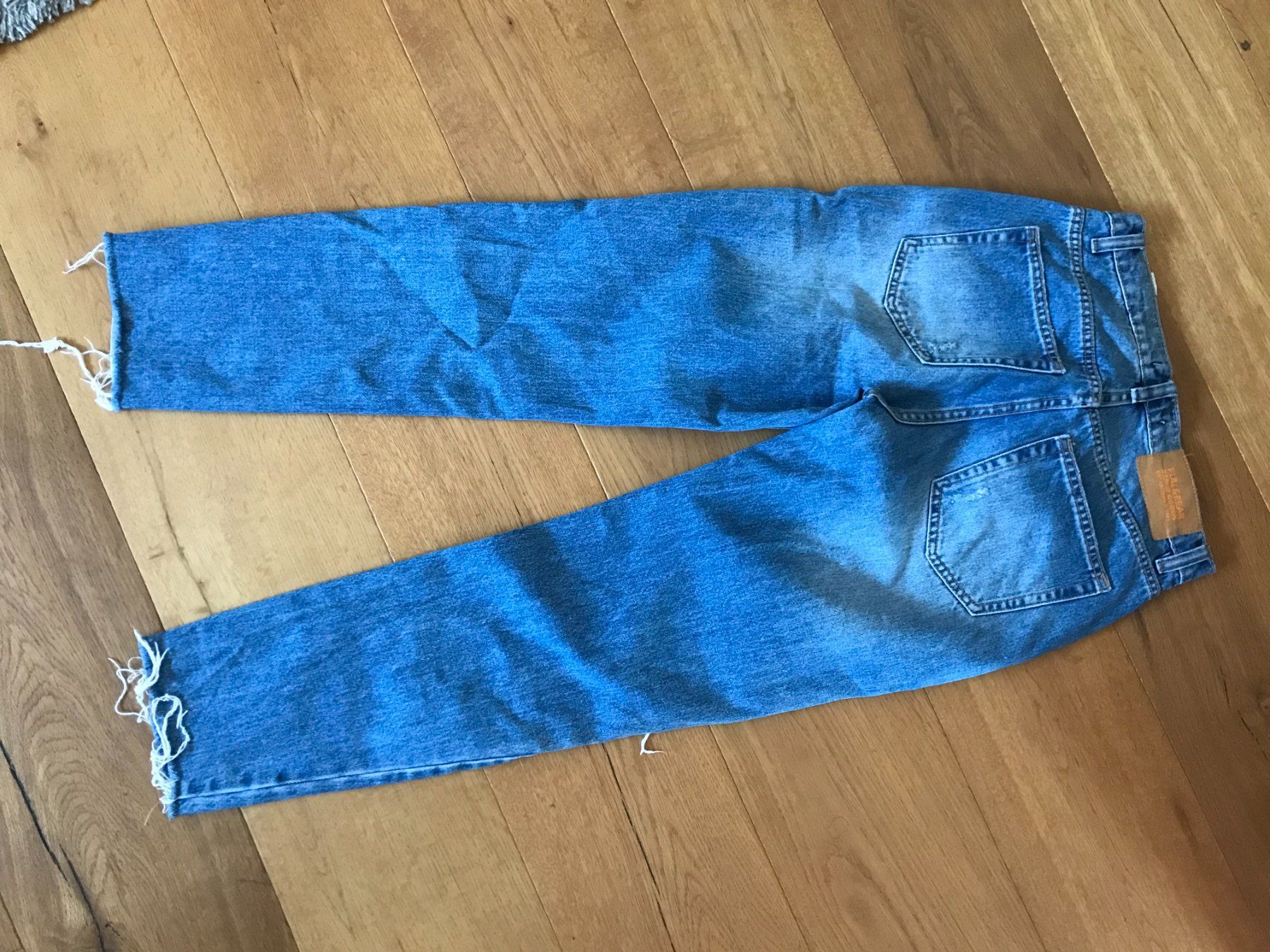Pantaloni: Jeans, Gr. 32, Mom-Style, Pull&Bear – Usato da Sins venduto da sinserin 2