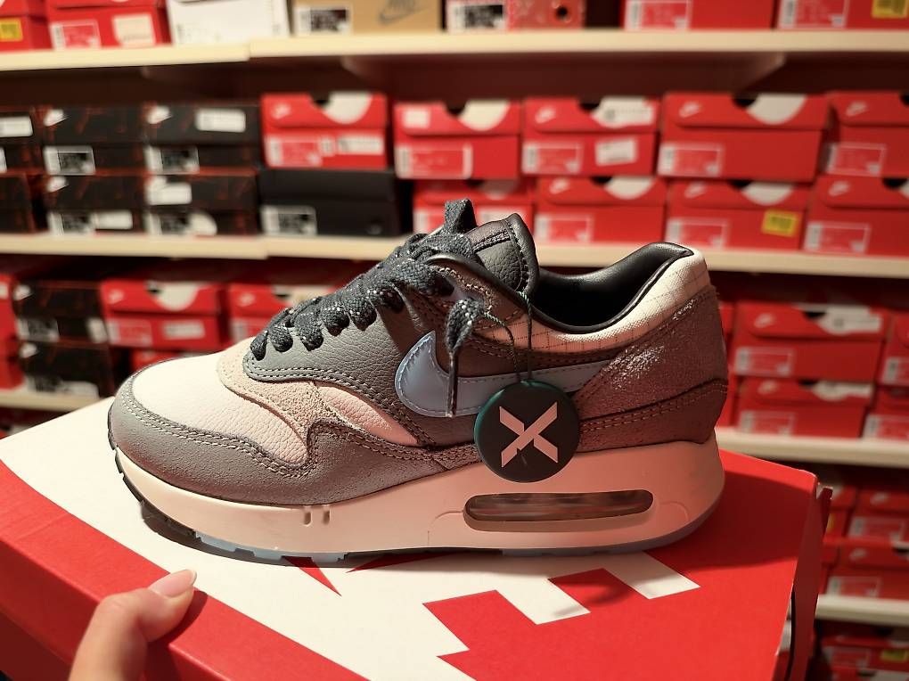 Herrenschuhe: Nike Air Max 1 "Big Bubble Chicago" – Neu und originalverpackt aus Zollbrück von sch_n7w9 3