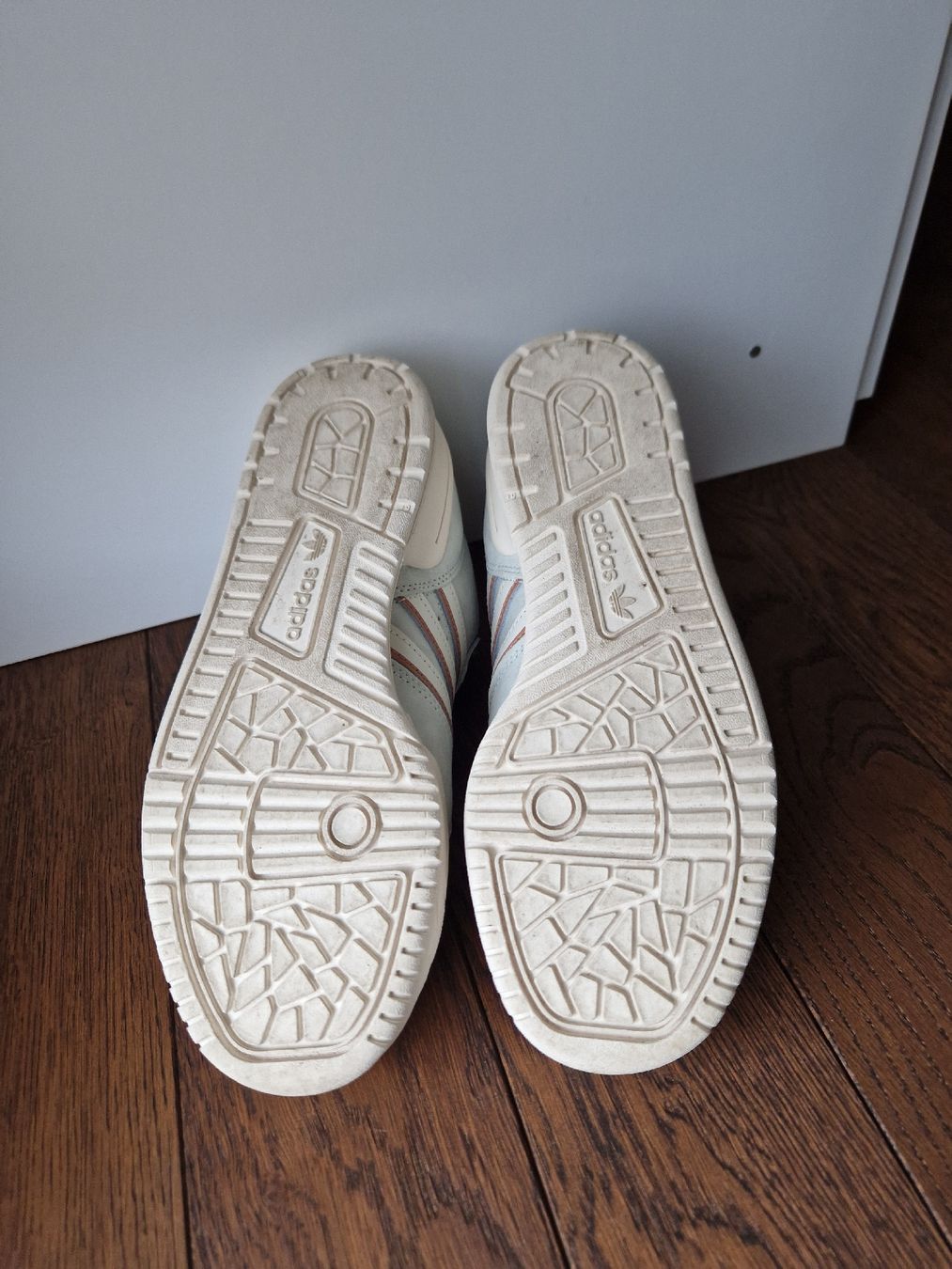 Tiragraffi: Originale Adidas Schuhe – Nuovo (secondo la descrizione) da Rickenbach-Sulz venduto da Bacardibabe 6