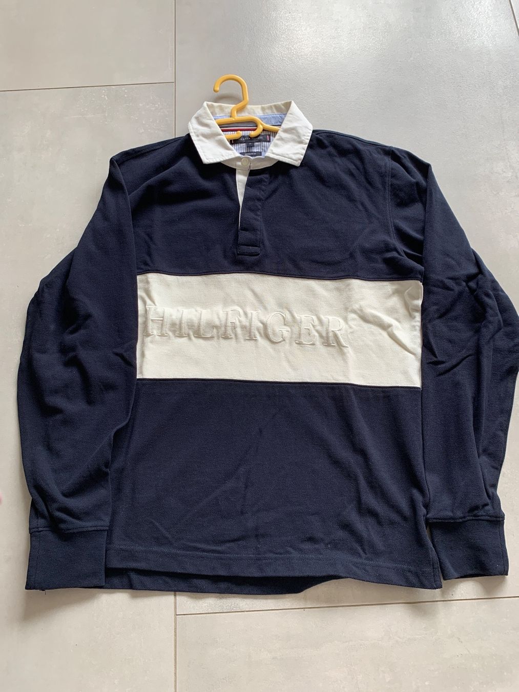 Tommy Hilfiger Magliette Polo: Langarm Poloshirt Thomy Hilfiger Gr.M – Usato da Zuzwil SG venduto da Ibohaus