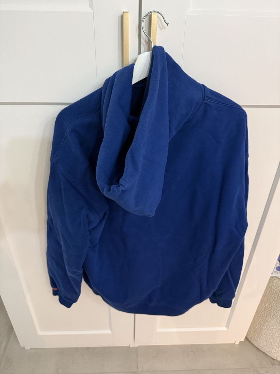 Levi's Pullover & Sweatshirts: Blauer Levi‘s Hoodie – Gebraucht aus Binningen von bertidymz 1