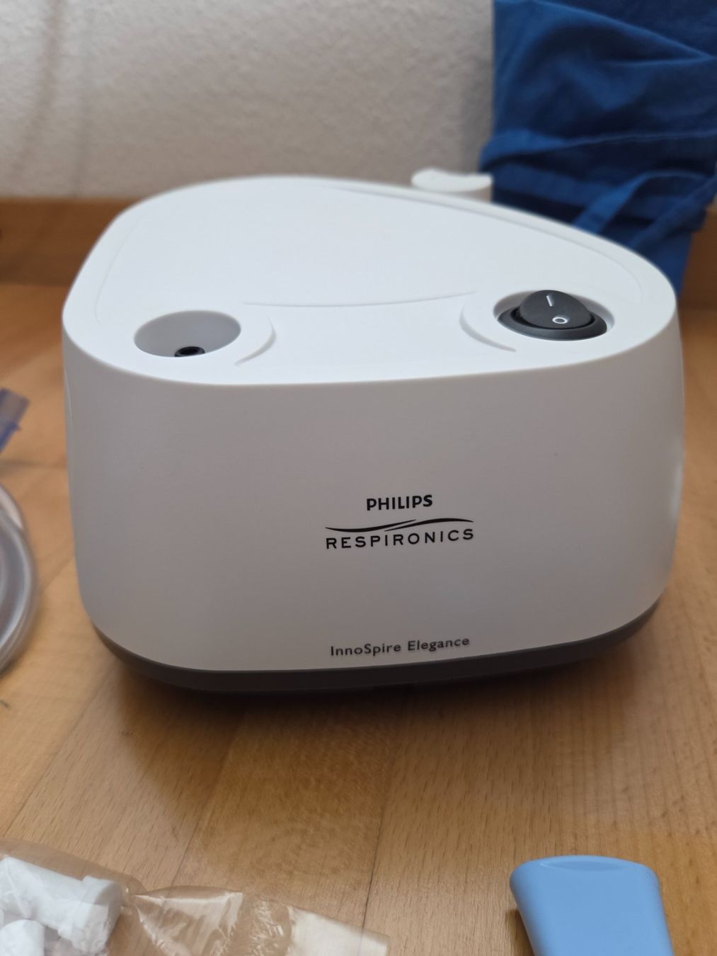 Philips Attrezzature mediche: Philips InnoSpire Elegance Kompressor-Verneblersystem – Usato da Wallisellen venduto da SwissTreeDee 1