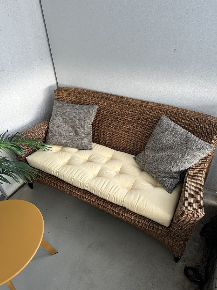 Divani: Gartensofa mit Polster und Kissen – Usato da Greifensee venduto da madskull86