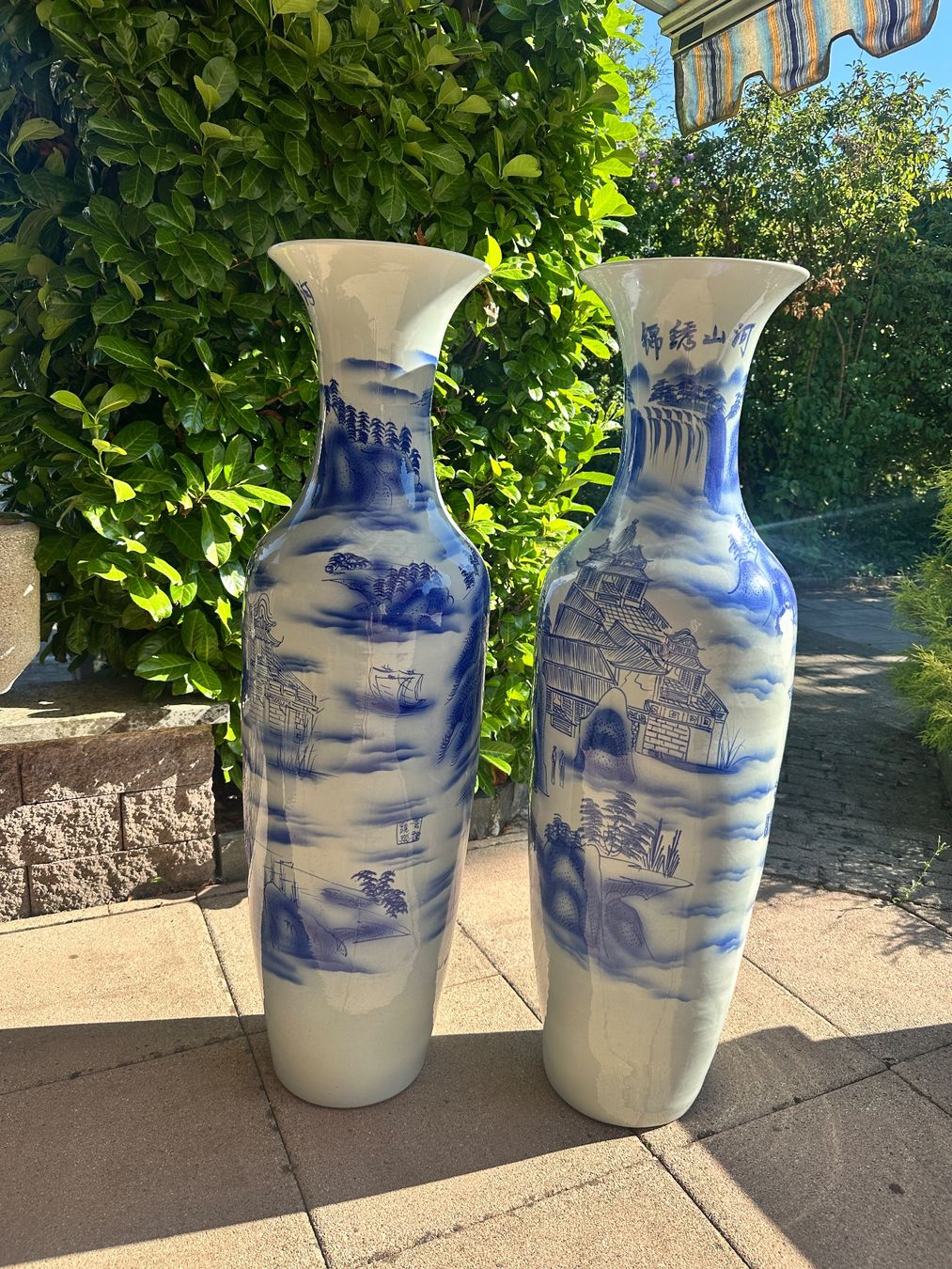 Alle Dekorationen: Tall Blue & White Vases Pair - Summer Decor – Gebraucht aus Niederlenz von bul_m9x7 1