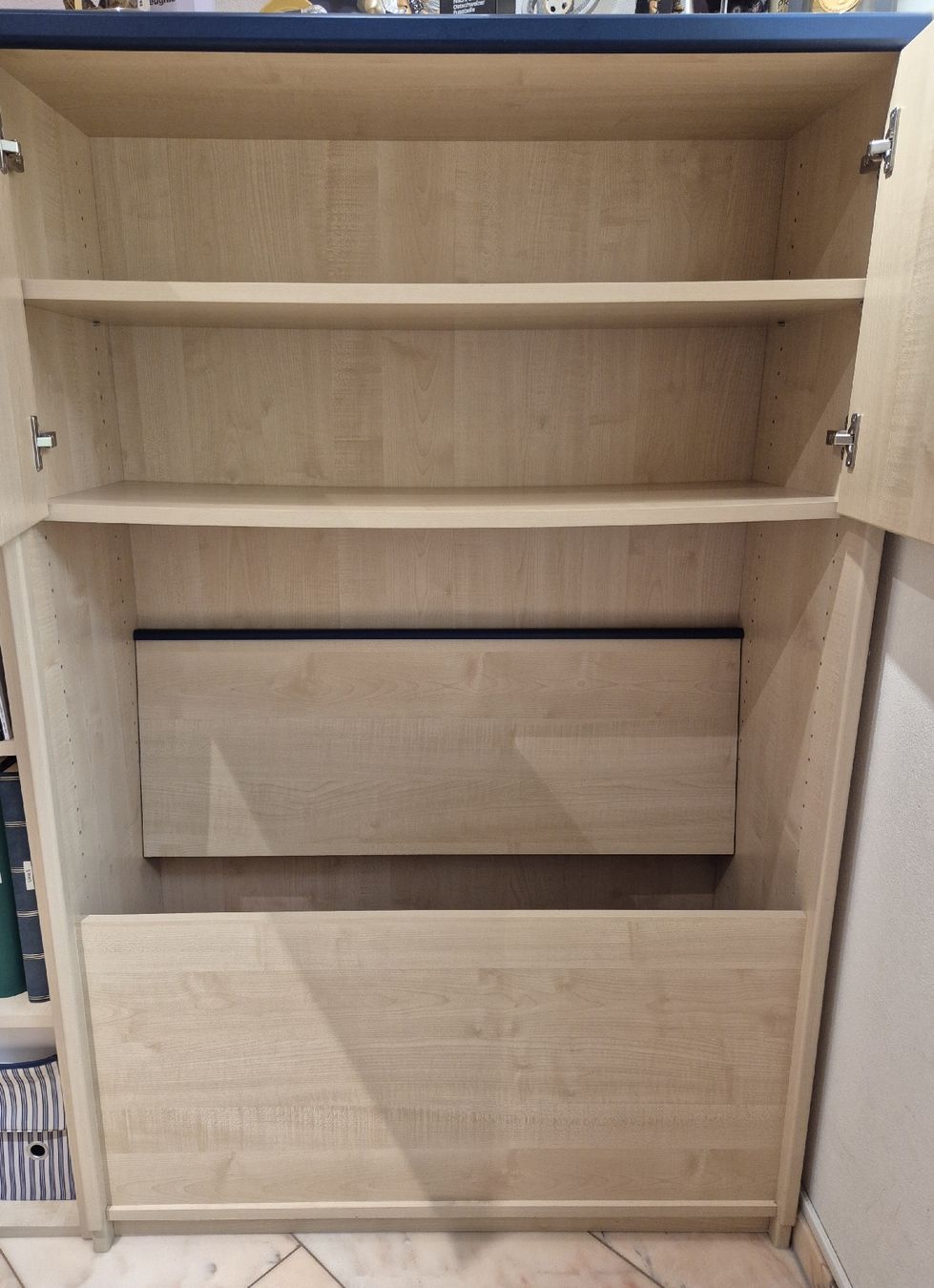 Scaffali: Schrank-Gestell-Truhe-Bibliothek – Usato da Domat/Ems venduto da ver_7q9b 1