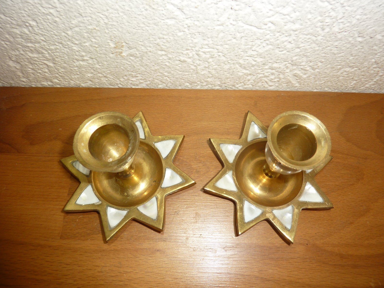 Portacandele: Zwei Antike Sternkerzenständer aus Messing Perlmutt – Usato da Hochfelden venduto da swissice 2