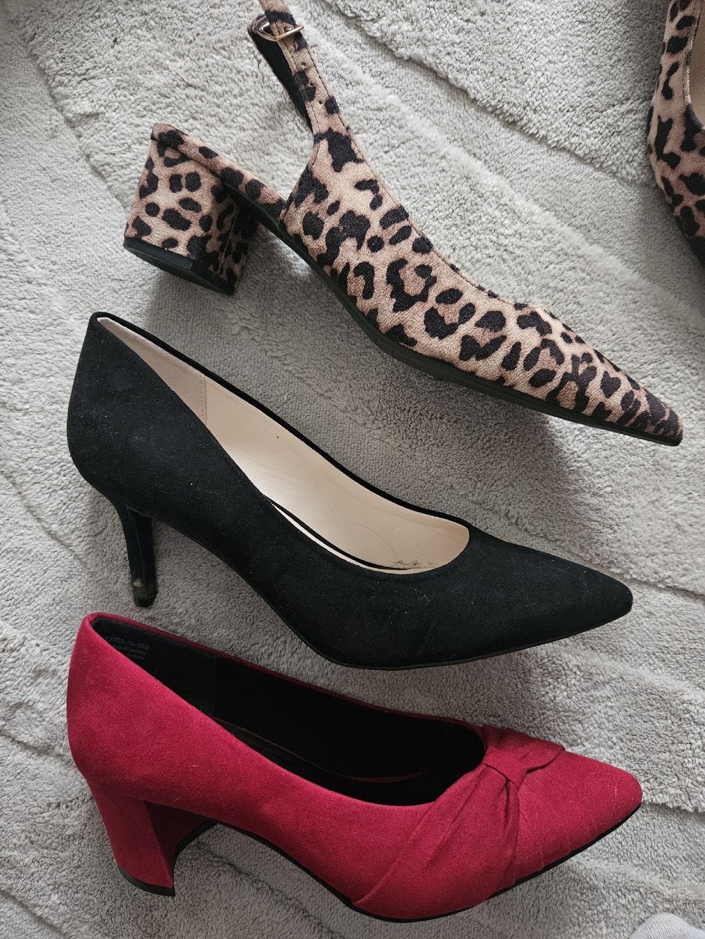 Scarpe da donna: 3 Set High heels/ Gr 39 – Usato da Baar venduto da BlackCat_13 1