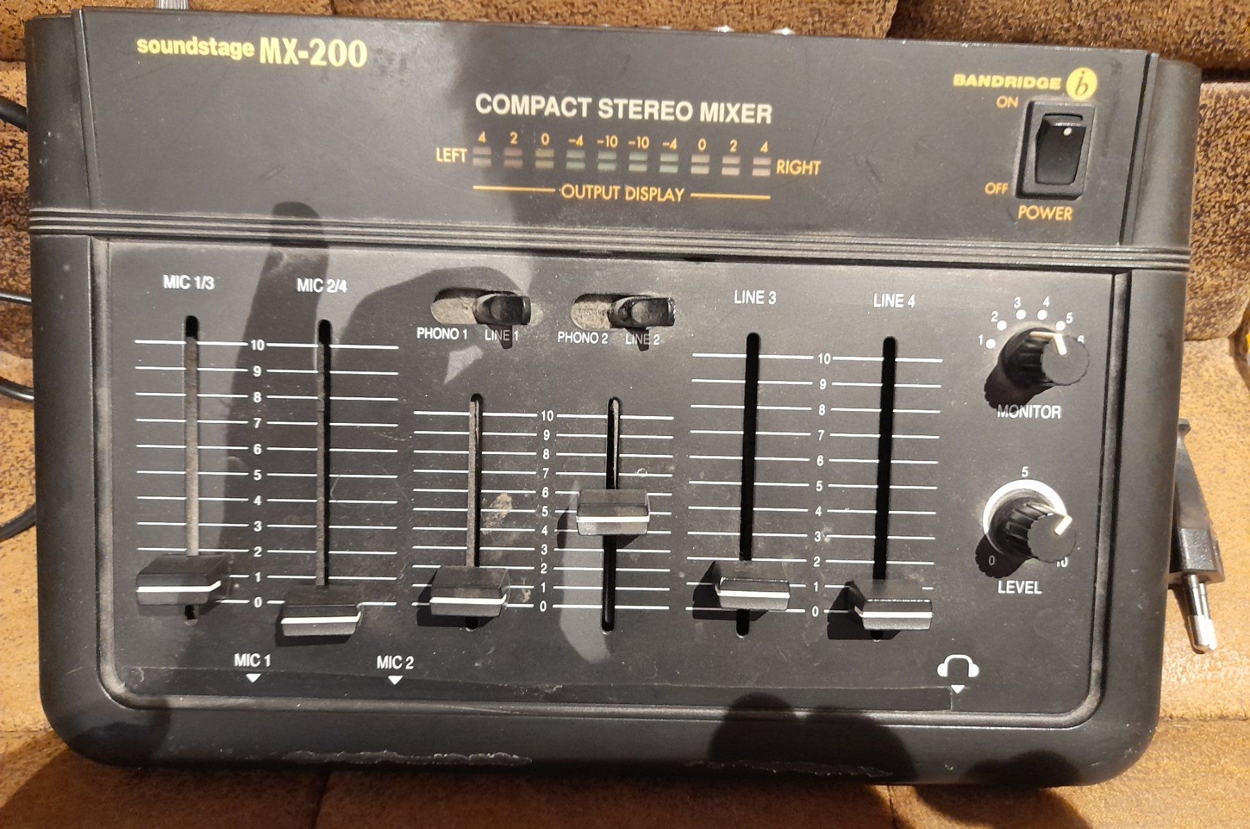 Mischpulte: Compact Stereo Mixer – Gebraucht aus Herisau von komodo0