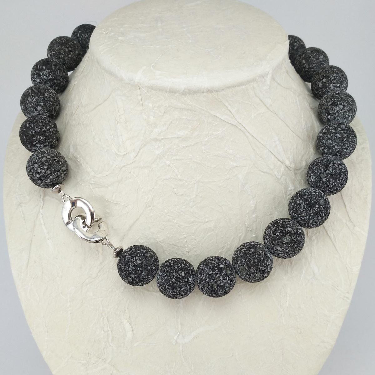 Ketten: Lava Halskette mit Silberkugel 18mm – Neu und originalverpackt aus Meilen von Byrd-bijoux 2
