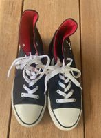 Turnschuhe 39