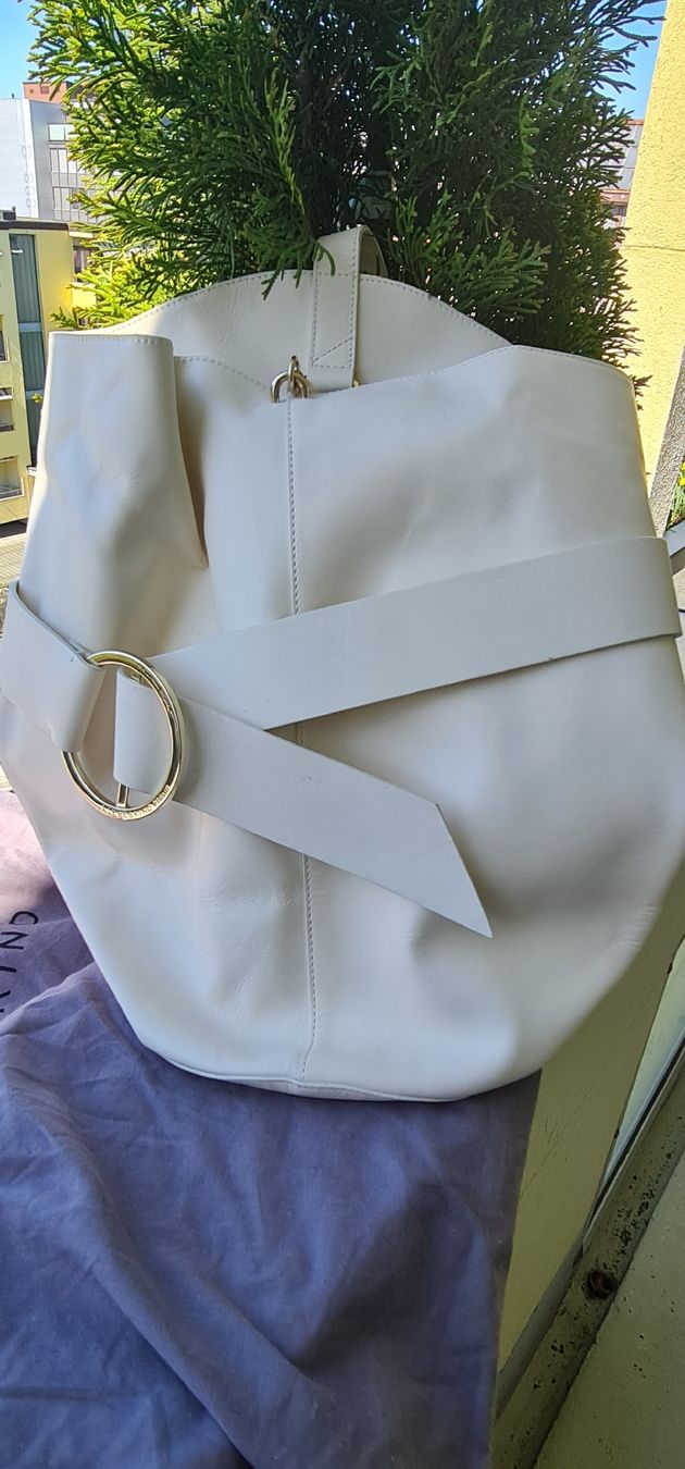 Liebeskind Altro in  Abbigliamento & Accessori: Liebeskind Schulter Tasche. – Nuovo (secondo la descrizione) da Zürich venduto da Olala_