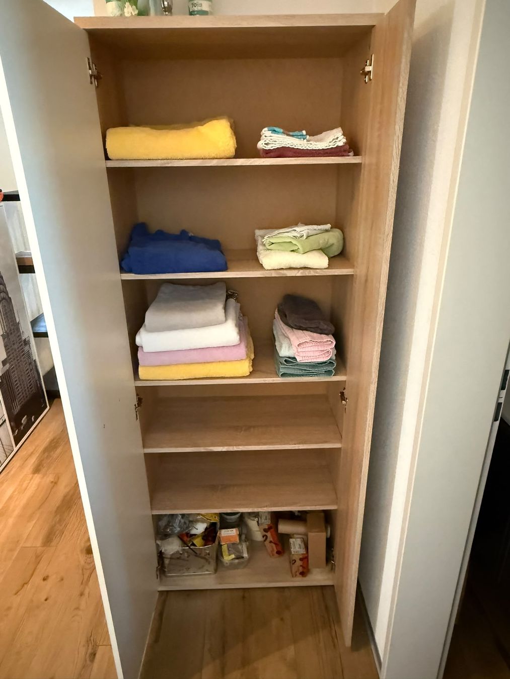 Conforama Armadi: Schrank – Usato da Dübendorf venduto da dva_2s6m 1