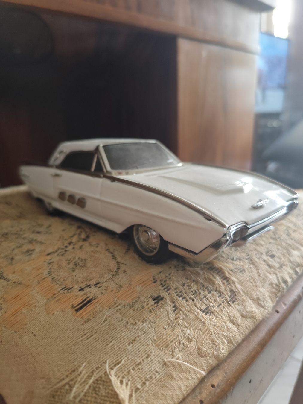 Ford Modellautos: alter Ford Thunderbird blechauto ( mit orginal Schachtel) – Gebraucht aus minusio von bierbrauer 9