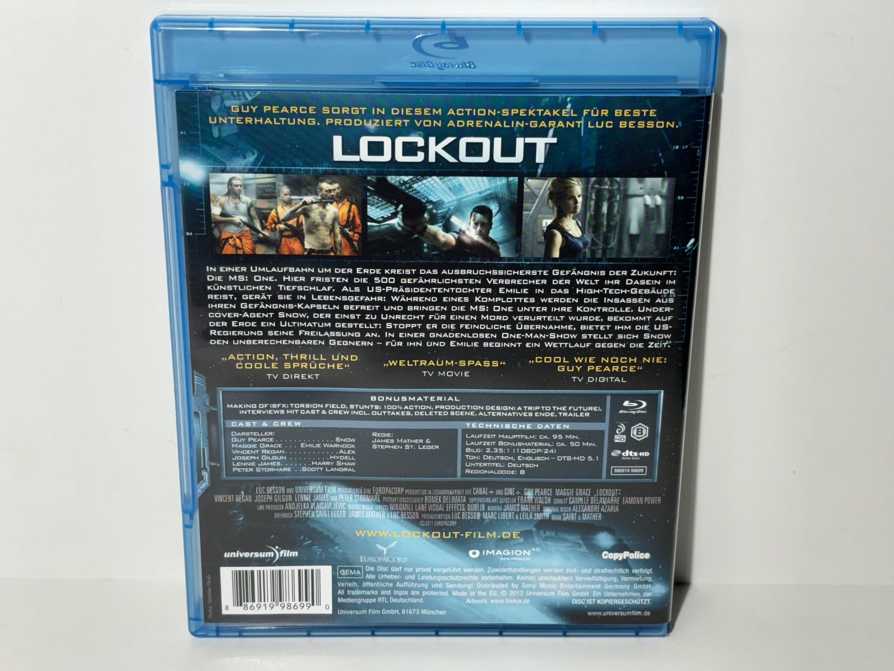 Tutti i DVDs: Lockout Blu Ray – Usato da Wilderswil venduto da Sstriker 1