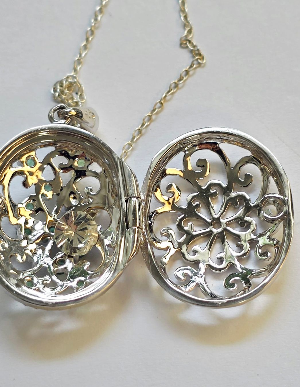 Anhänger: Medaillon Kette Silber mit Smaragden neu – Neu (gemäss Beschreibung) aus Zürich von ben_mn5h 2