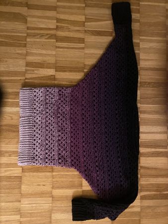 Handgehäkelter Pulli, Farbverlauf, Gr. S/M