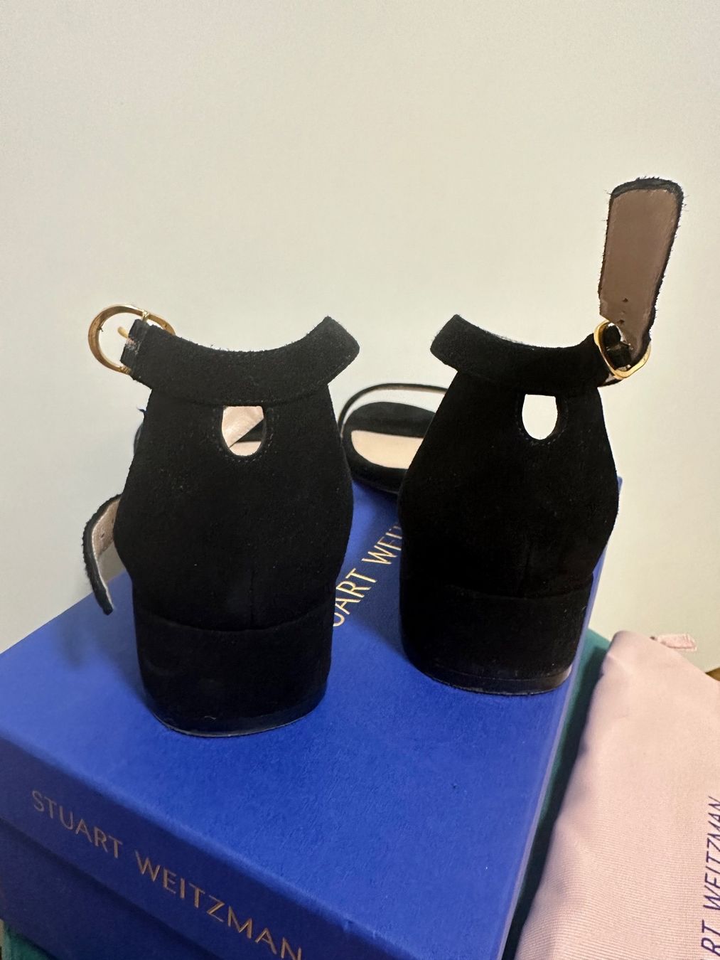 Stuart Weitzman Damenschuhe: Stuart Weitzman Schwarz Suede Sandalen Gr 38 – Gebraucht aus Basel von iulia_haul 2