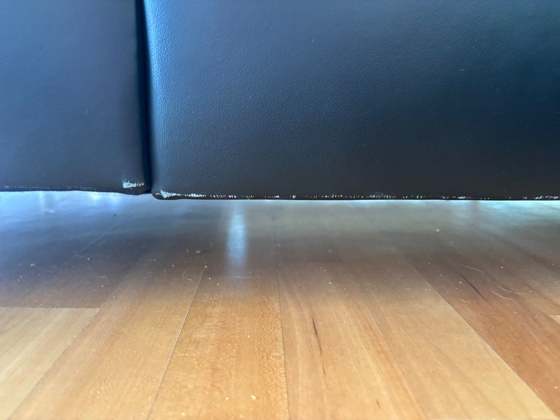 Sofas: Schwarz Leder Sofa mit Sessel – Gebraucht aus Küsnacht ZH von zuriz 6