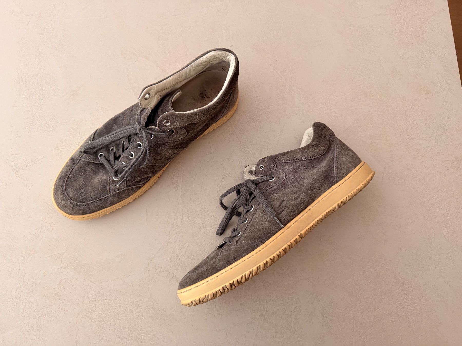 Hogan Chaussures hommes: Hogan Sneaker Grösse 9.5 – D'occasion à Chambésy par rob_gl27 1