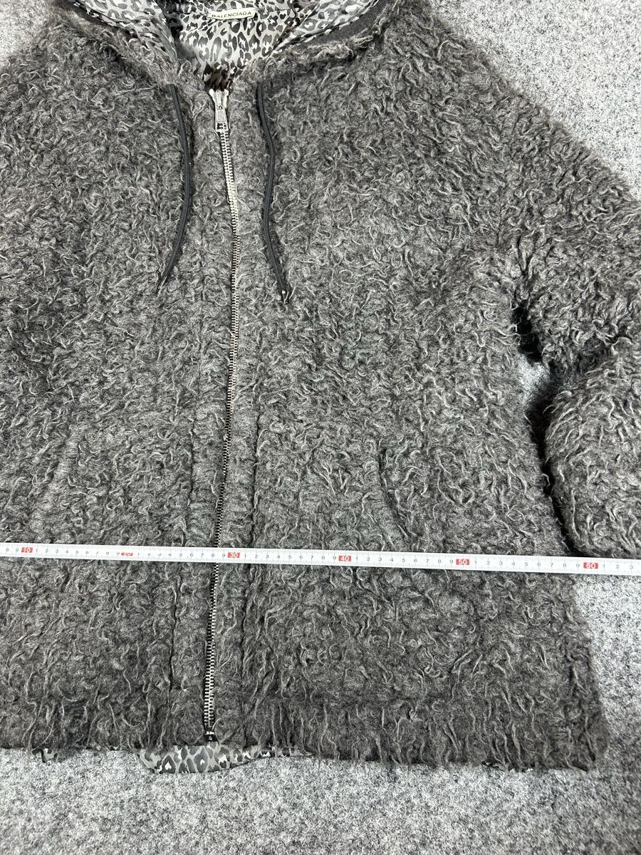 Balenciaga Jacken: BALENCIAGA Leopard-Lined bouclé  – Neu (gemäss Beschreibung) aus La Sagne NE von Matlasape 7