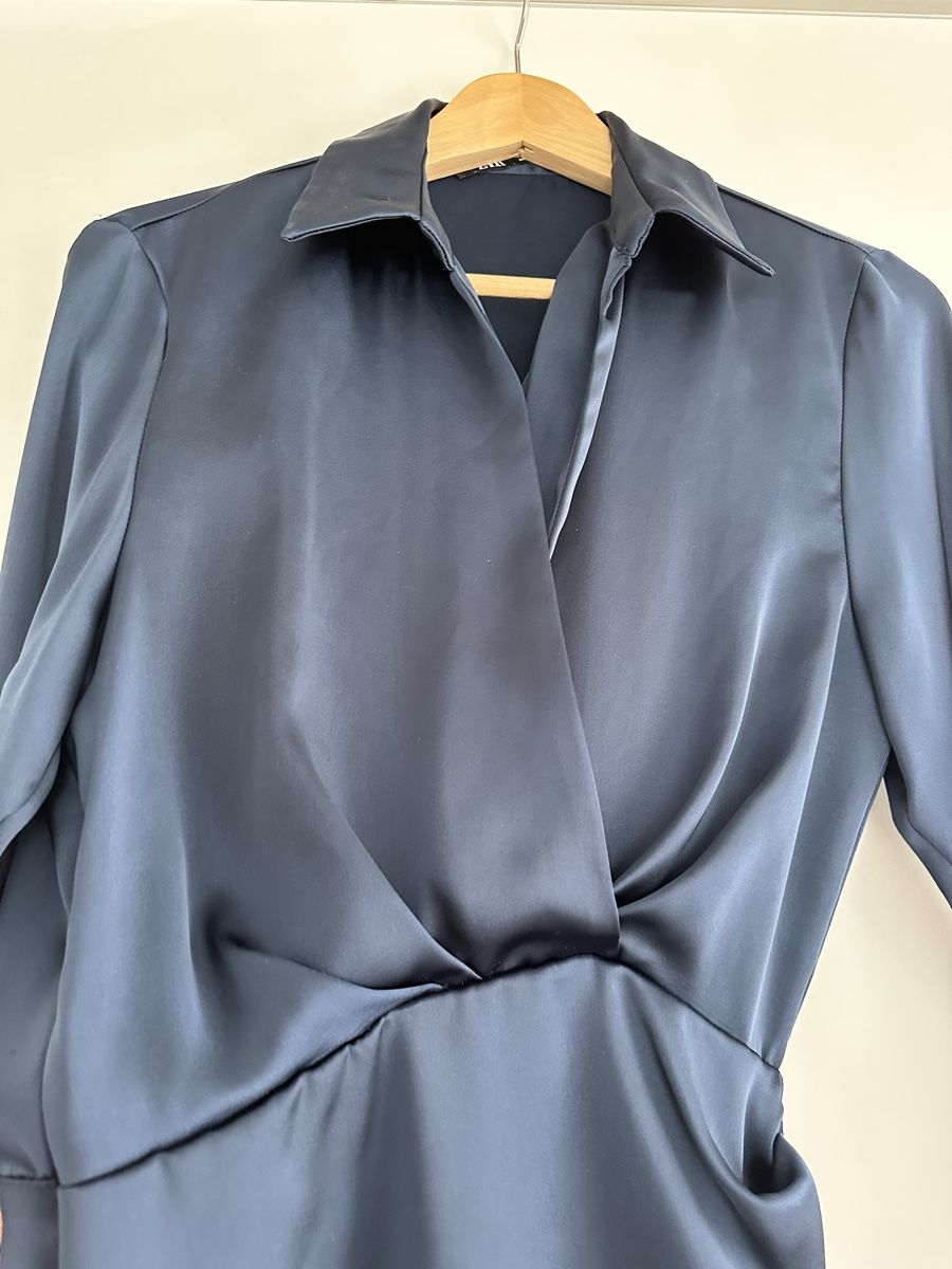 Zara Vestiti: Robe en satin navy blue Zara 34 – Nuovo (secondo la descrizione) da Wohlenschwil venduto da Raptor2310 3