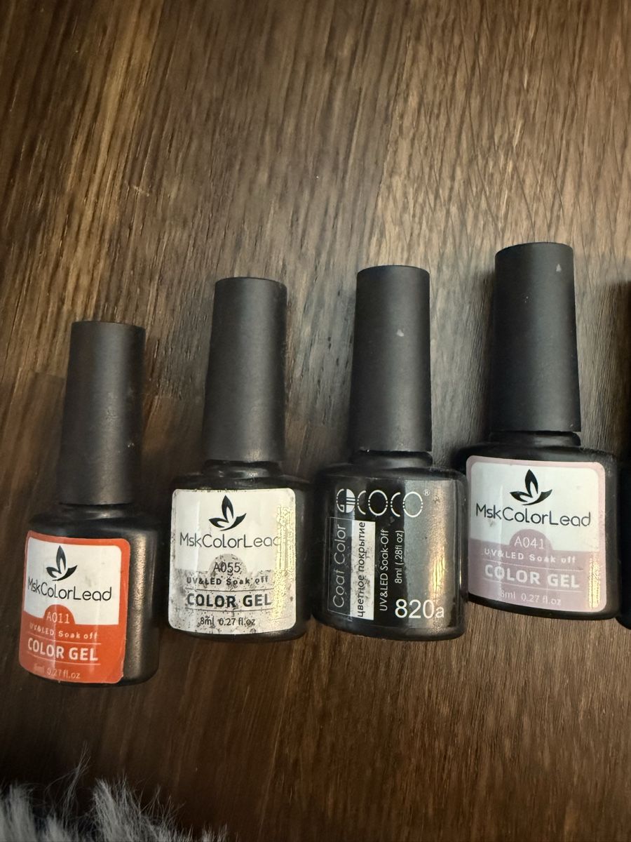 Smalto per unghie: Gellack 💅🏼 – Usato da Lyss venduto da KiS12 3