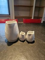 3 weisse Porzellankrüge (3 Grössen)