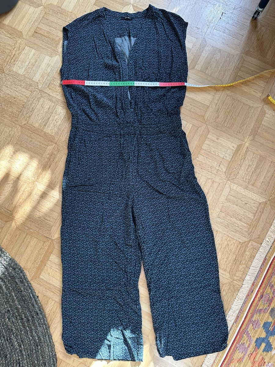 Tute: OPUS Jumpsuit 44 – Usato da Steffisburg venduto da ThymusVulgaris