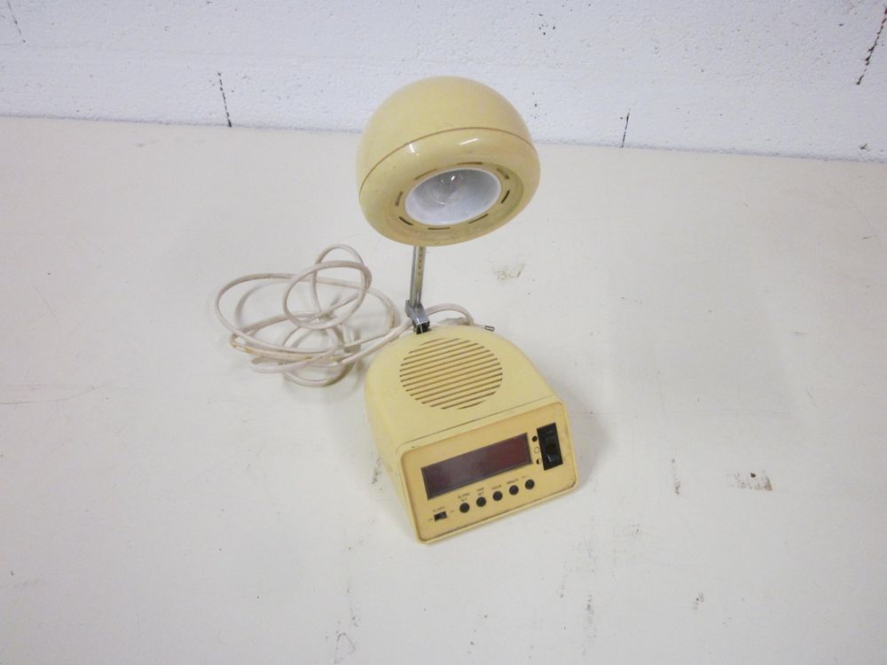 EGLO Tischlampe Vintage In Rot-patina – Nachttischleuchte Aus Holz Und Stahl, Mit E14-Fassung