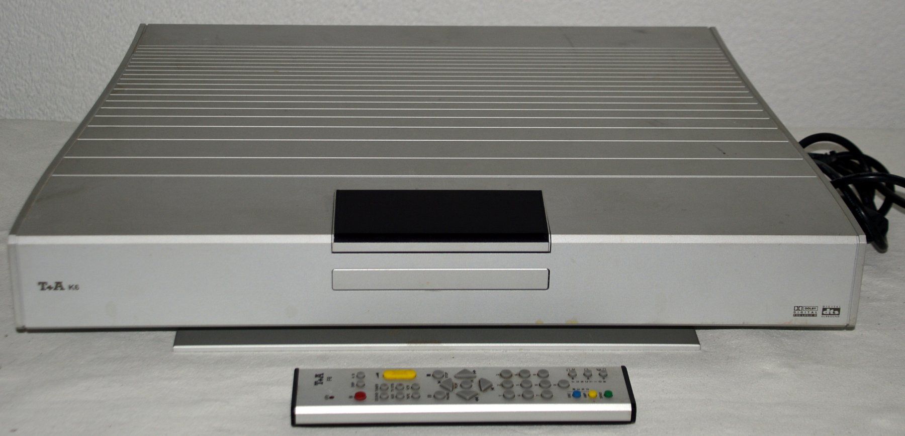 T+A Ricevitori: T+A K6 5.1 DVD Surround Receiver – Usato da Collonges venduto da arashee