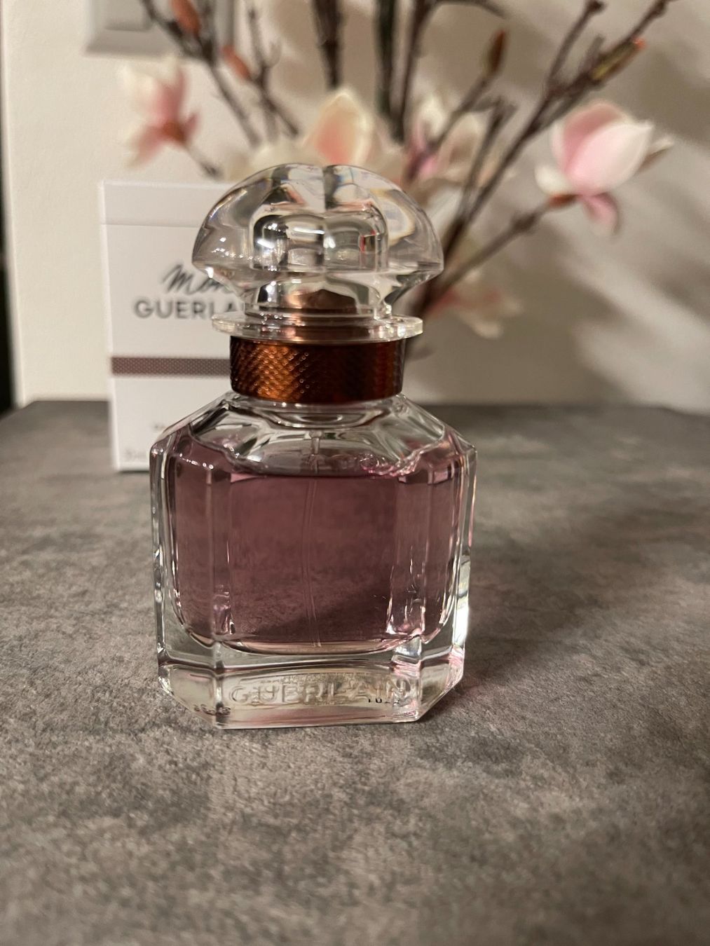 Guerlain Parfum & Eau de Toilette: Parfüm Mon Guerlain Intense 30ml EDP – Gebraucht aus Arth von kikibird13 1