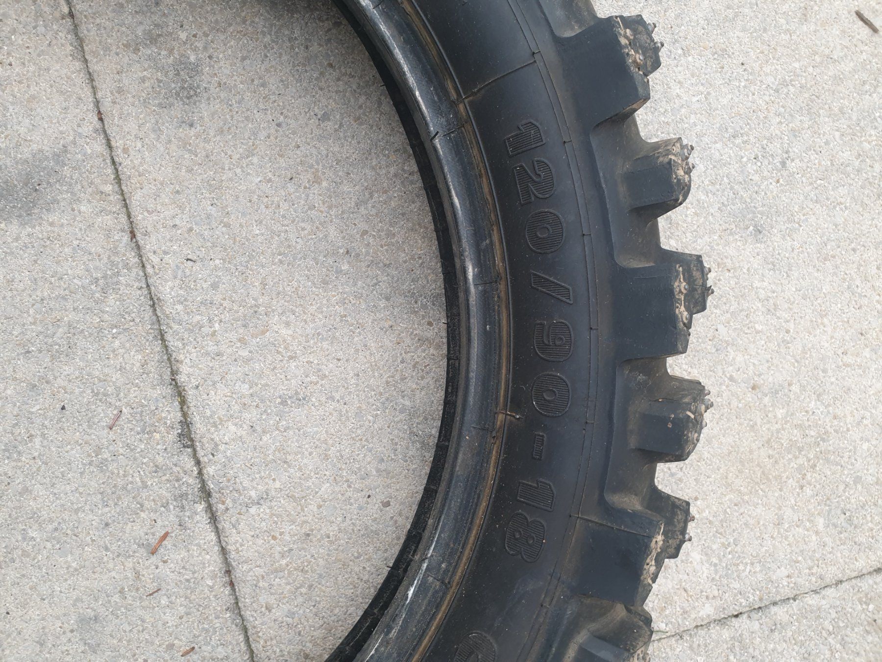 Michelin Pneumatici & Ruote complete: UNE PAIRE DE PNEUS CLOUTES – Usato da Neyruz FR venduto da Sourimousse 5