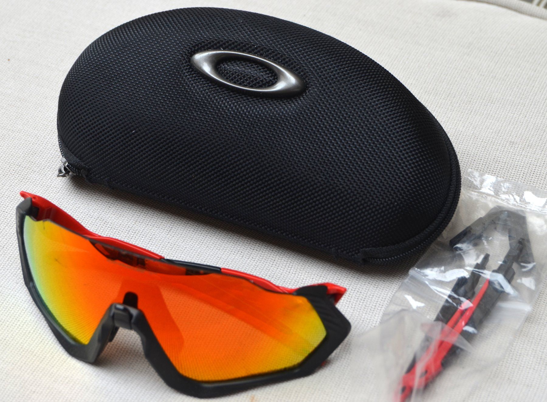 Oakley Occhiali & Lenti: Oakley Flight Jacket Sonnenbrille /  lunettes de soleil – Usato da Collonges venduto da arashee 1