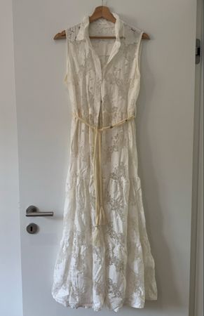 White lace beach dress