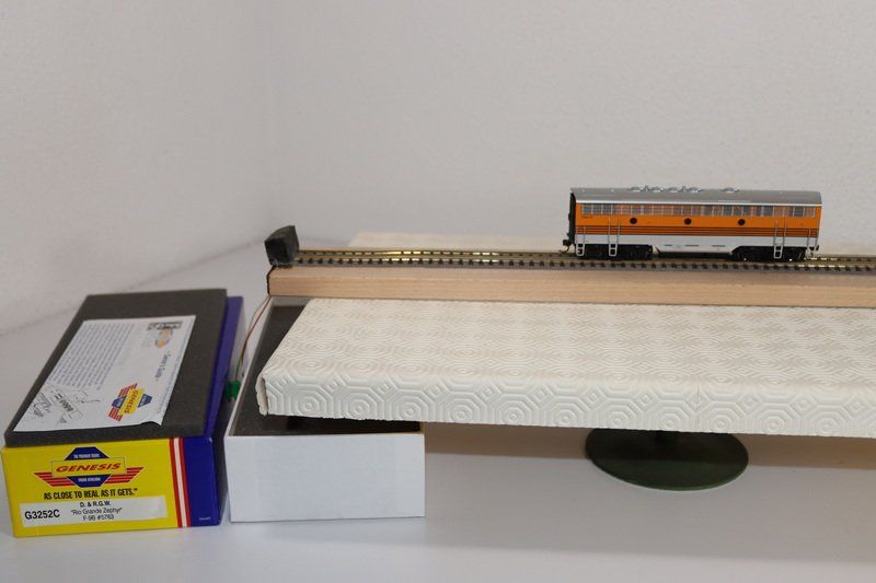 Modellini di ferrovie: Genesis B Unit Motorisiert ( 580 ) – Usato da Kerzers venduto da Winu64