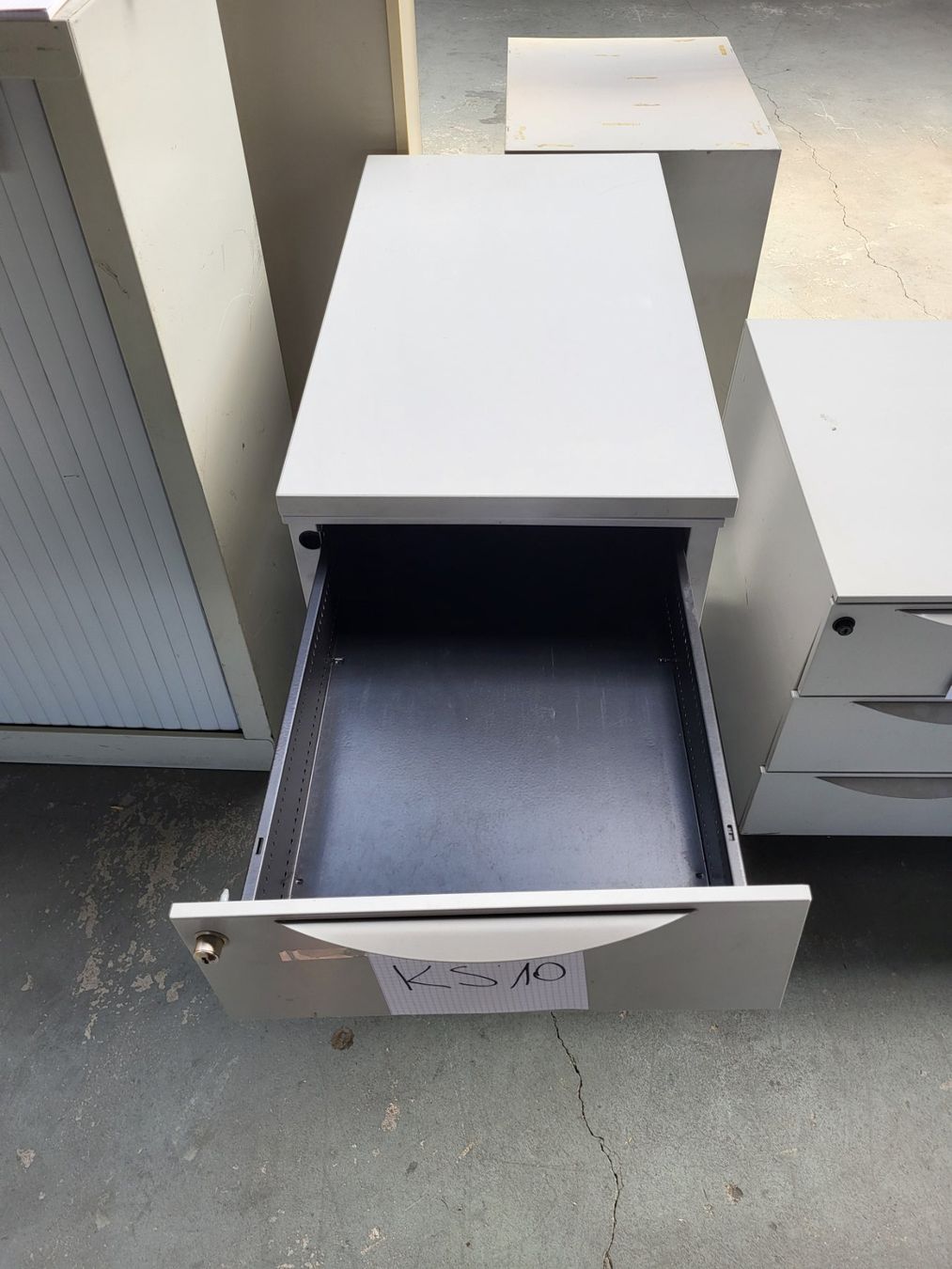 Baucontainer: Büro-Standcontainer/ 4 Schubladen – Gebraucht aus Diessenhofen von Osio 1