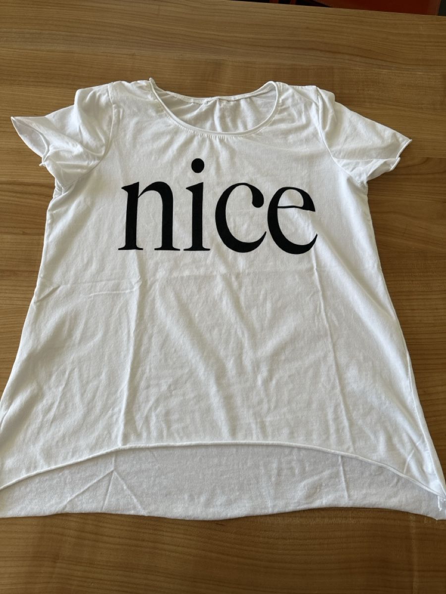 T-shirts: Shirt ‚nice‘ – D'occasion à illnau par sapperlotti