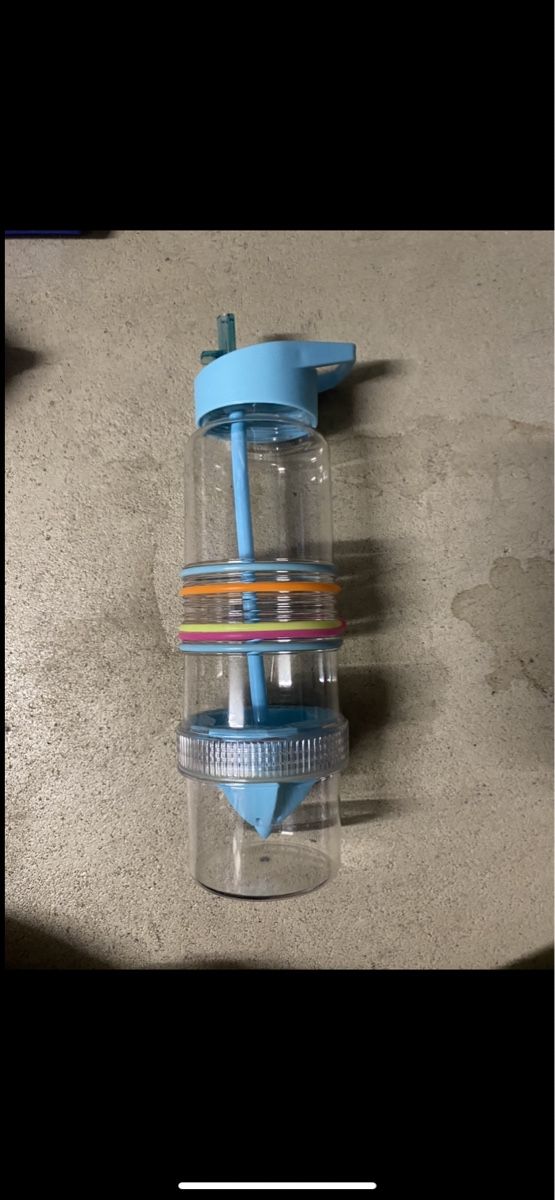 Borracce & Thermos: Trinkflasche – Nuovo (secondo la descrizione) da Luzern venduto da oli_6x2r