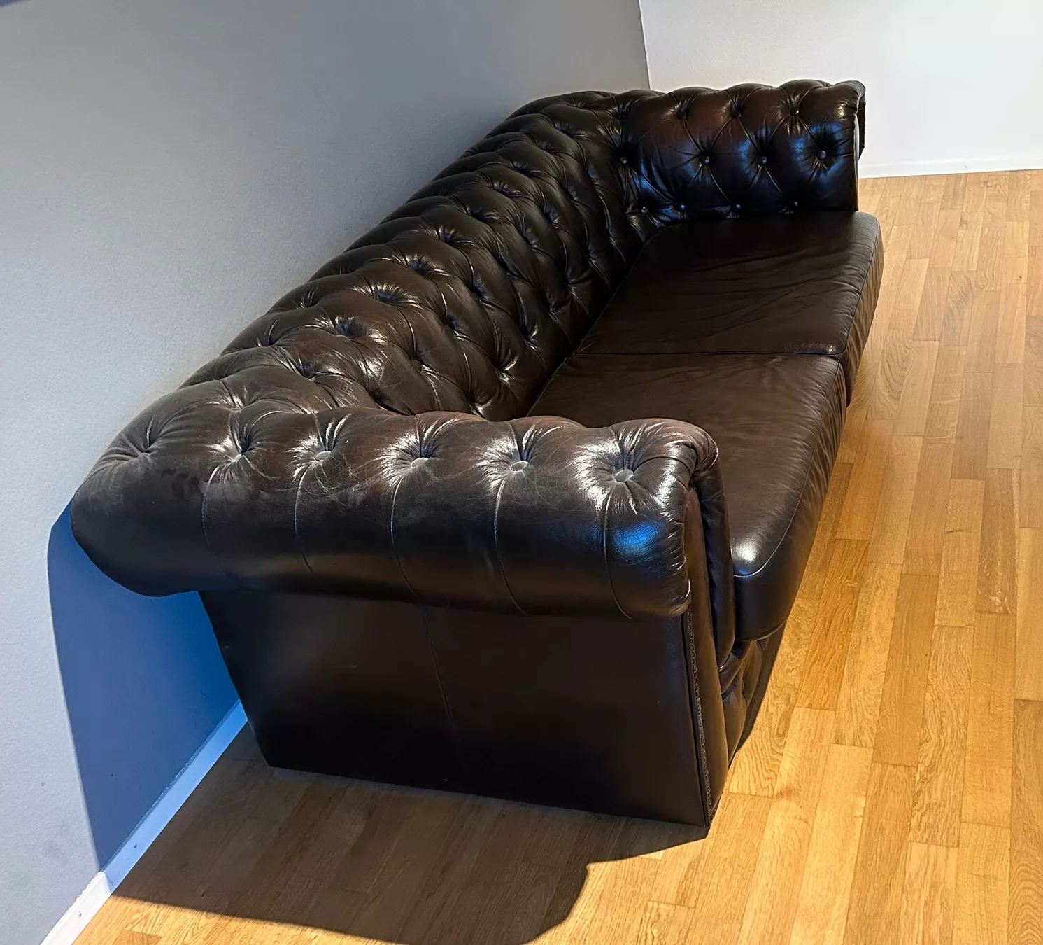 Sofas: Leder Sofa dunkelbraun – Gebraucht aus Kloten von rst_5f7w 3